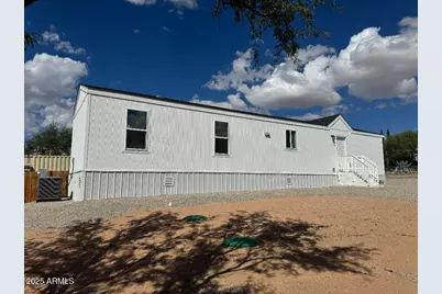 384 N Warren, Benson, AZ 85602 - Photo 1