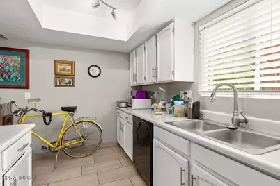 3031 N Civic Center Plaza #230, Scottsdale, AZ 85251 - Photo 11