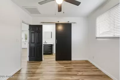 427 E Crescent Avenue, Mesa, AZ 85204 - Photo 25