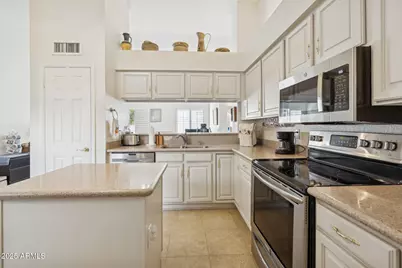 9125 E Captain Dreyfus Avenue, Scottsdale, AZ 85260 - Photo 21