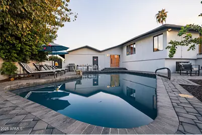 8226 E Jackrabbit Road, Scottsdale, AZ 85250 - Photo 1