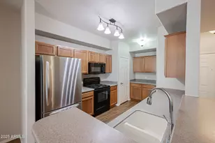 435 W Rio Salado Pkwy, Tempe, AZ 85281 - Photo 9