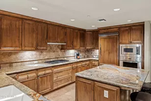 7181 E Camelback Rd, Scottsdale, AZ 85251 - Photo 15