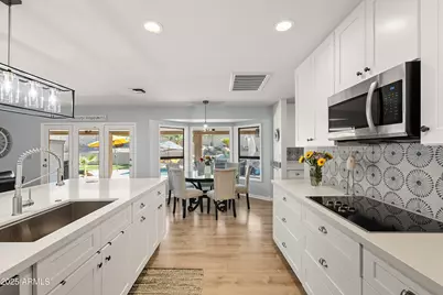 2217 E North Lane, Phoenix, AZ 85028 - Photo 17