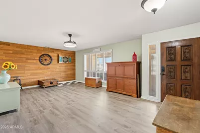 2217 E North Lane, Phoenix, AZ 85028 - Photo 3