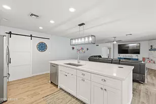 2217 E North Ln, Phoenix, AZ 85028 - Photo 15