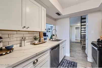 4525 E Rhonda Drive, Phoenix, AZ 85018 - Photo 7