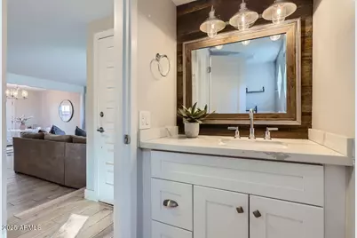 4525 E Rhonda Drive, Phoenix, AZ 85018 - Photo 9