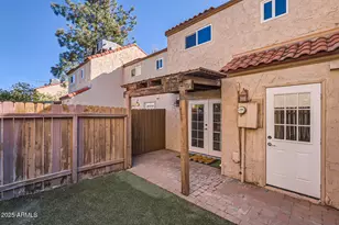 4525 E Rhonda Dr, Phoenix, AZ 85018 - Photo 19