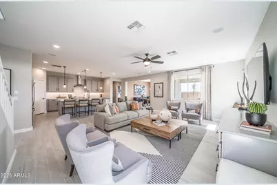 11897 N 169th Avenue, Surprise, AZ 85388 - Photo 13