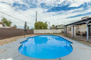 4828 N 71st Ave, Phoenix, AZ 85033 - Photo 23