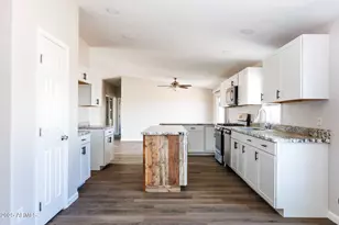 11427 W Stagecoach Rd, Arizona City, AZ 85123 - Photo 15