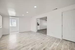 12021 N Riviera Ct, Sun City, AZ 85351 - Photo 13