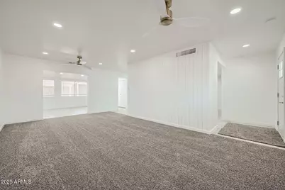 12021 N Riviera Court, Sun City, AZ 85351 - Photo 5