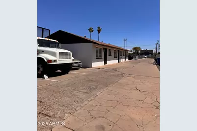 2024 N 26th Place, Phoenix, AZ 85008 - Photo 15