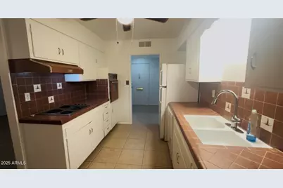 10613 W El Rancho Drive, Sun City, AZ 85351 - Photo 21