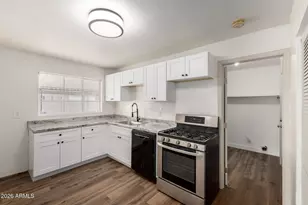 2114 W Rancho Dr, Phoenix, AZ 85015 - Photo 9