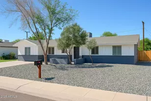 9022 N 18th Dr, Phoenix, AZ 85021 - Photo 1