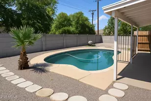 9022 N 18th Dr, Phoenix, AZ 85021 - Photo 15