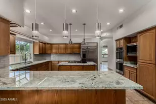 5812 W Del Lago Cir, Glendale, AZ 85308 - Photo 9