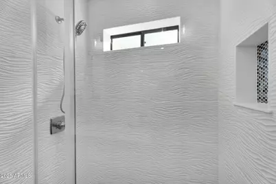 4727 E Euclid Avenue, Phoenix, AZ 85044 - Photo 9