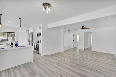 4727 E Euclid Avenue, Phoenix, AZ 85044 - Photo 19