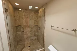 8428 E Malcomb Dr, Scottsdale, AZ 85250 - Photo 15