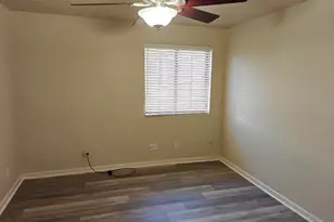 8428 E Malcomb Dr, Scottsdale, AZ 85250 - Photo 19