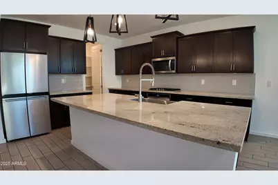 11046 W Levi Drive, Tolleson, AZ 85353 - Photo 27