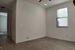 11046 W Levi Dr, Tolleson, AZ 85353 - Photo 7