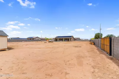 21007 W Shasta Street, Buckeye, AZ 85326 - Photo 17