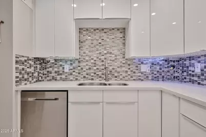 17404 N 99th Avenue #232, Sun City, AZ 85373 - Photo 9