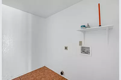 8119 W Corrine Drive, Peoria, AZ 85381 - Photo 13