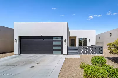 2914 E Blanche Drive, Phoenix, AZ 85032 - Photo 1