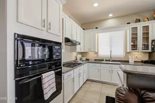 43302 W Bunker Dr, Maricopa, AZ 85138 - Photo 15