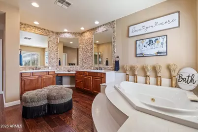 23007 N 38th Way, Phoenix, AZ 85050 - Photo 17