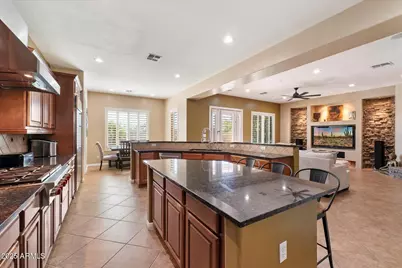 23007 N 38th Way, Phoenix, AZ 85050 - Photo 7