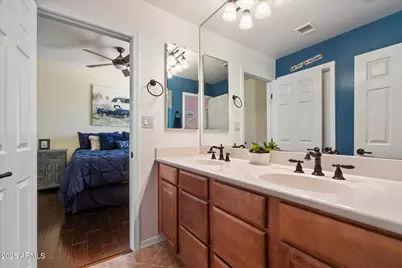23007 N 38th Way, Phoenix, AZ 85050 - Photo 25