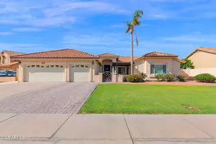 7236 W Voltaire Ave, Peoria, AZ 85381 - Photo 1