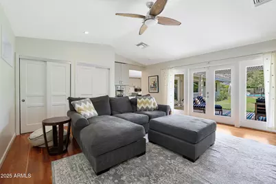 5131 E Mitchell Drive, Phoenix, AZ 85018 - Photo 17