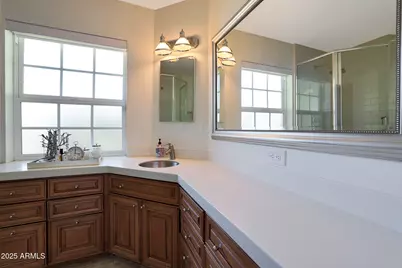 5131 E Mitchell Drive, Phoenix, AZ 85018 - Photo 13