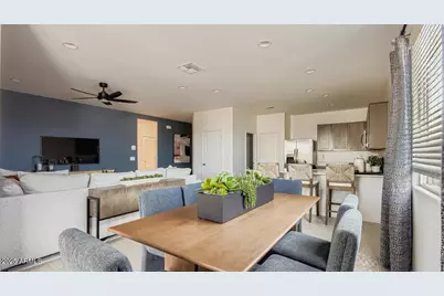 9844 W Catalina Drive, Phoenix, AZ 85037 - Photo 5