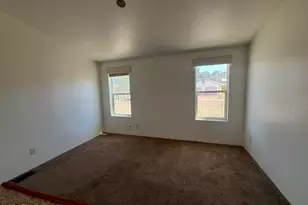 2122 Meadow Ln, Overgaard, AZ 85933 - Photo 15