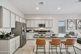 41039 W Sunland Dr, Maricopa, AZ 85138 - Photo 9