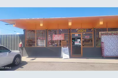 2026 N 27th Avenue, Phoenix, AZ 85009 - Photo 3