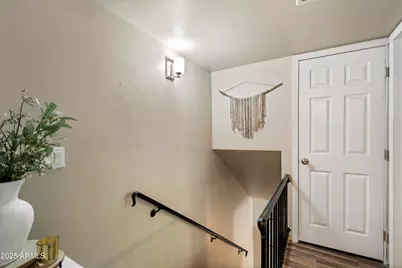 1251 N 47th Place, Phoenix, AZ 85008 - Photo 3