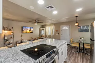 1251 N 47th Pl, Phoenix, AZ 85008 - Photo 5