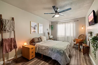 1251 N 47th Place, Phoenix, AZ 85008 - Photo 11