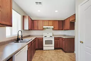 24973 W Vista Norte St, Buckeye, AZ 85326 - Photo 7