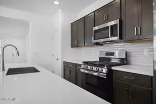 10014 W Piccadilly Rd, Avondale, AZ 85392 - Photo 11